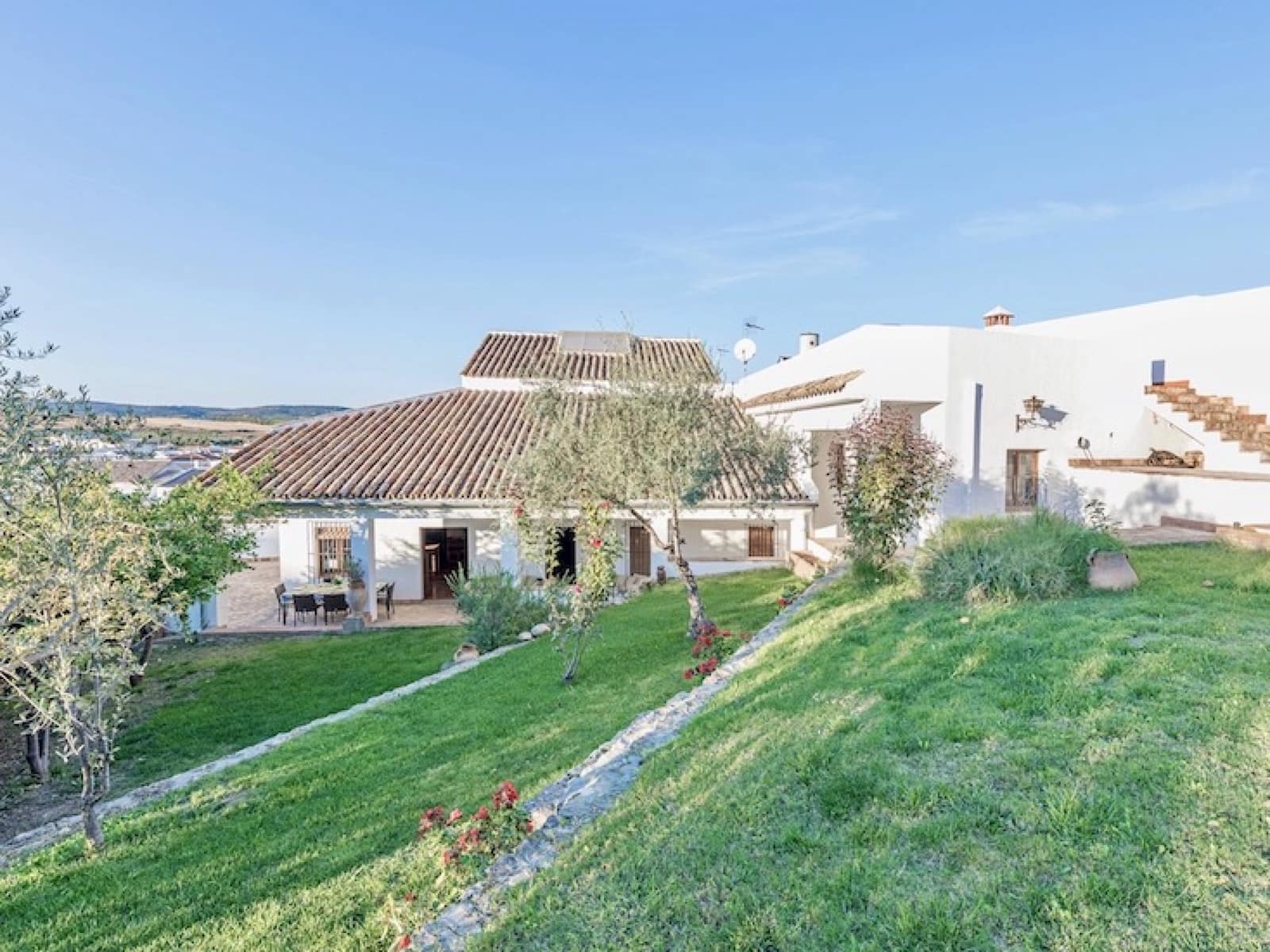 6 soveværelse Byhus til salg i La Puebla de los Infantes med garage - € 500.000 (Ref: 7418092)