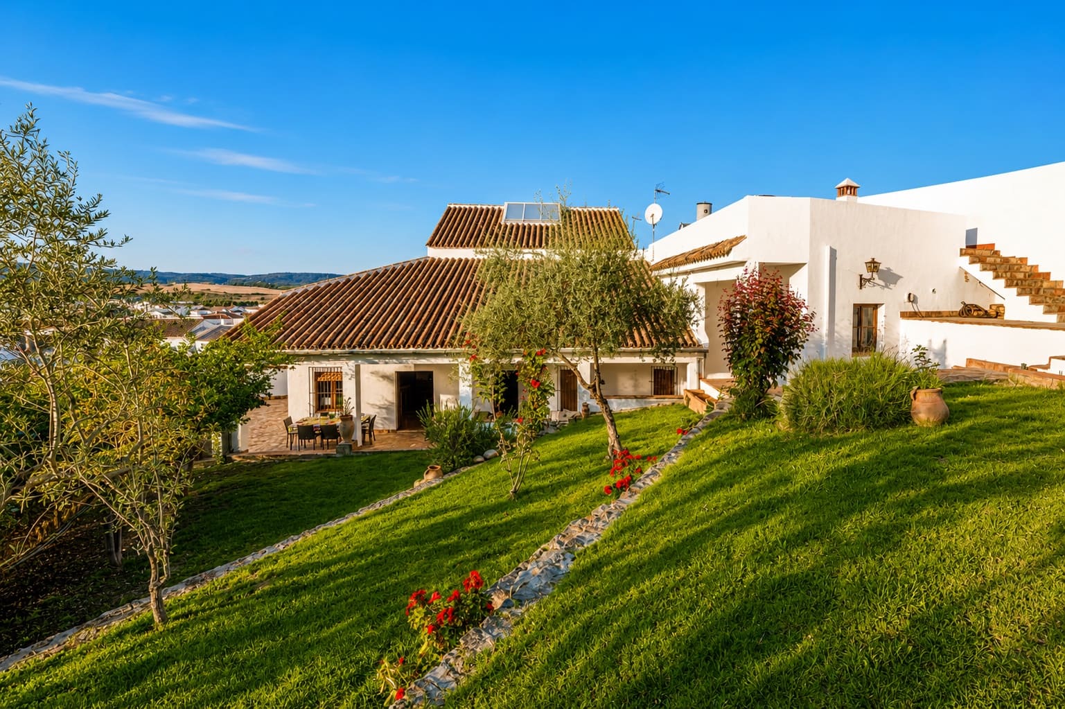 6 soverom Hus til salgs i La Puebla de los Infantes med svømmebasseng garasje - € 445 000 (Ref: 7418092)