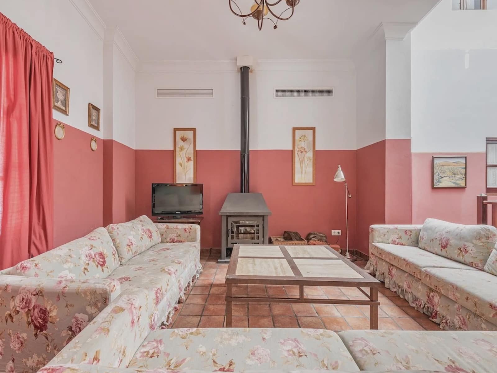6 soverom Hus til salgs i La Puebla de los Infantes med svømmebasseng garasje - € 445 000 (Ref: 7418092)