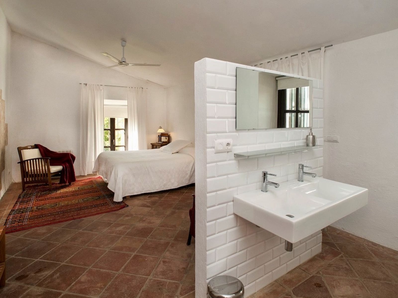 12 chambre Finca/Maison de Campagne à vendre à Constantina avec piscine - 1 650 000 € (Ref: 7429865)