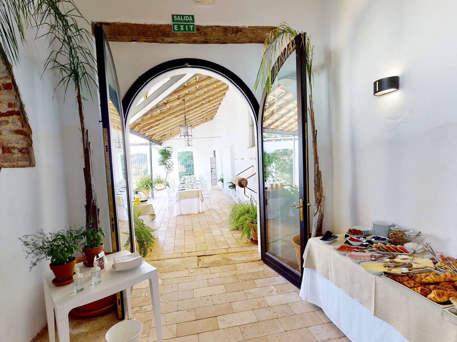 12 chambre Finca/Maison de Campagne à vendre à Constantina avec piscine - 1 650 000 € (Ref: 7429865)