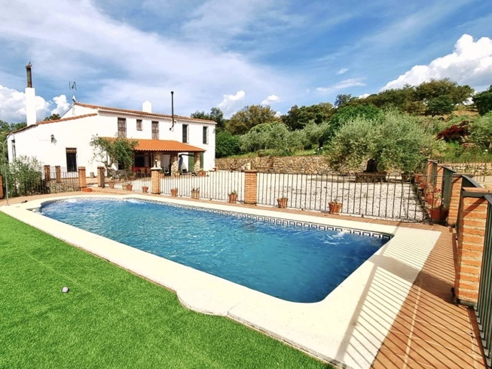 4 soveværelse Finca/Landehus til salg i La Nava med swimmingpool - € 520.000 (Ref: 7437588)