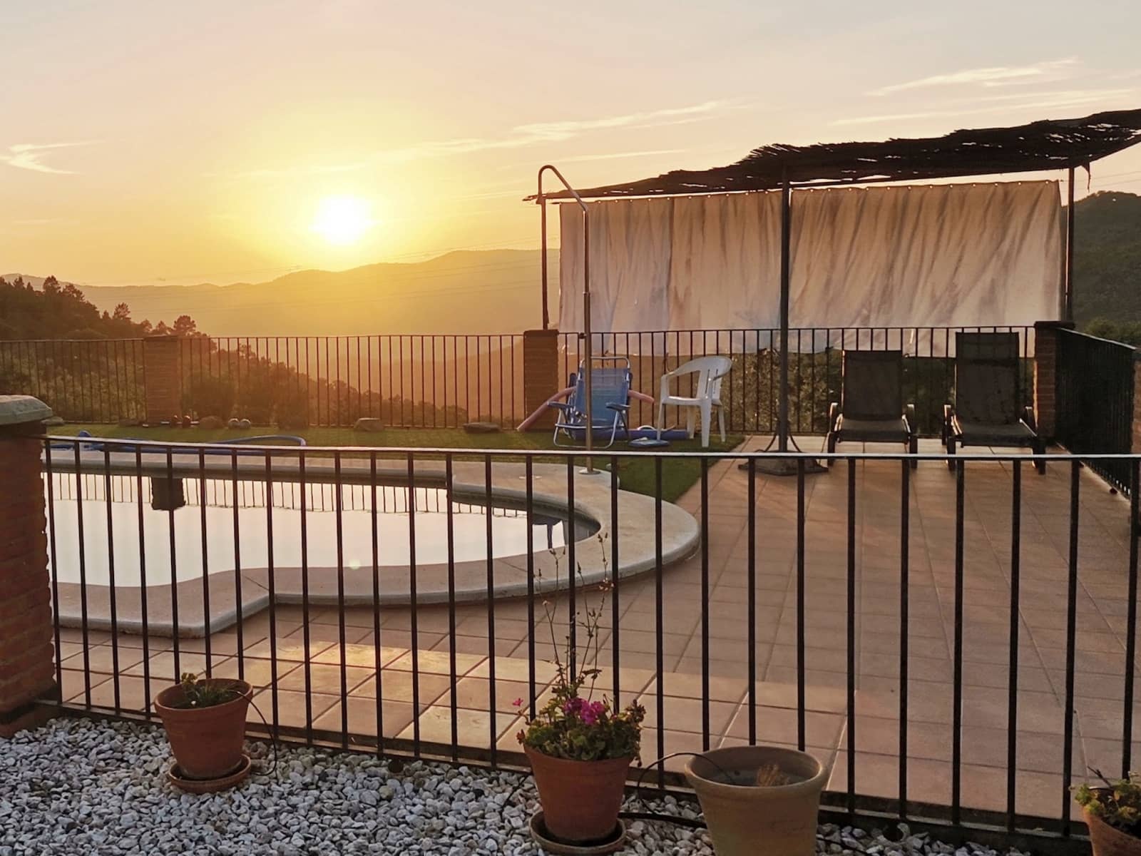 4 soveværelse Finca/Landehus til salg i La Nava med swimmingpool - € 520.000 (Ref: 7437588)