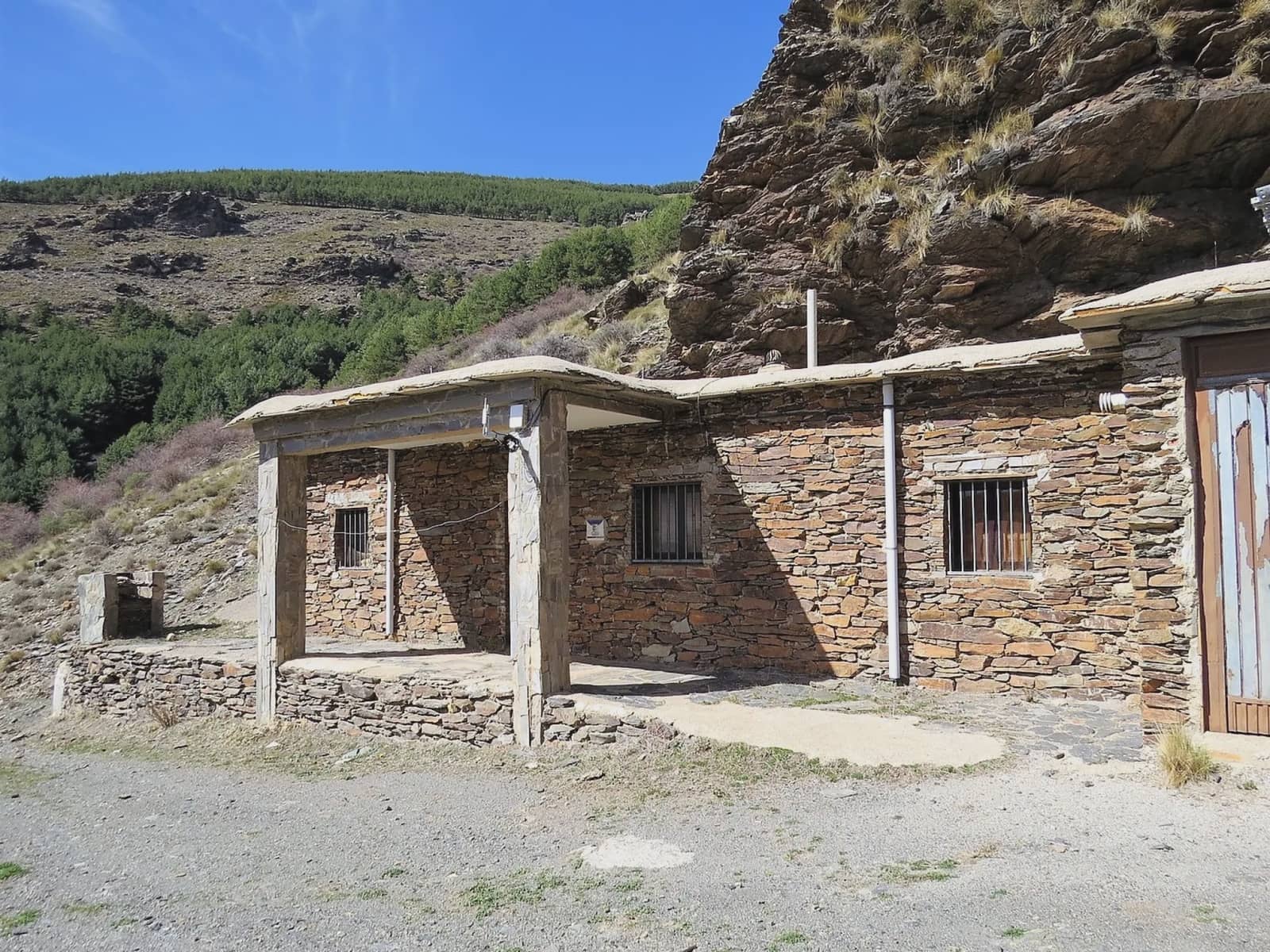 9 quarto Quinta/Casa Rural para venda em Laroles com garagem - 210 000 € (Ref: 7462830)