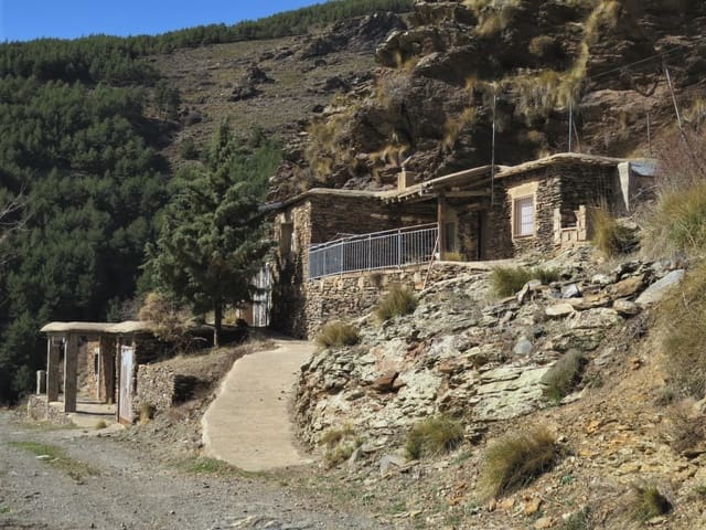 9 quarto Quinta/Casa Rural para venda em Laroles, Nevada com garagem - 210 000 € (Ref: 7462830)