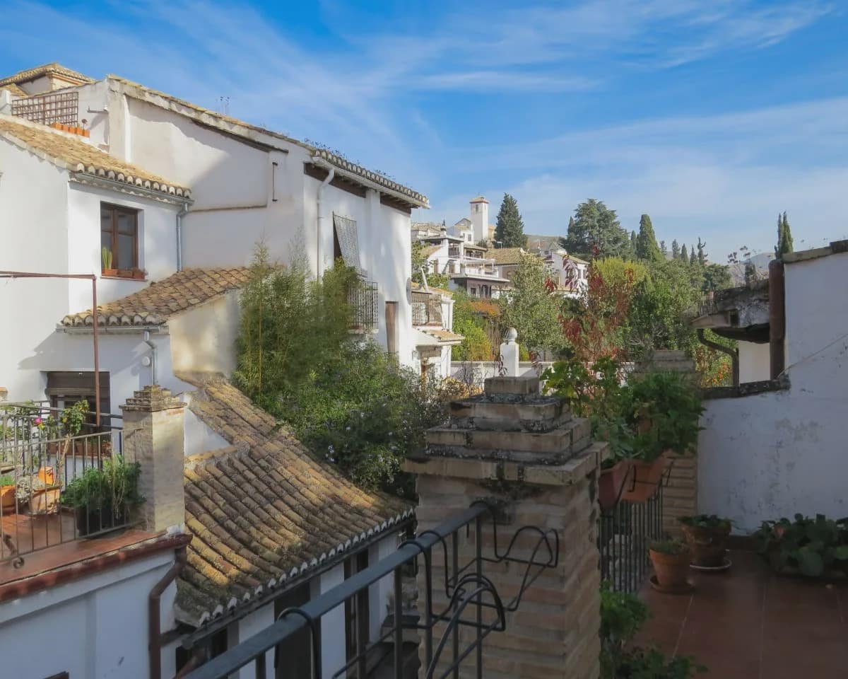 8 soveværelse Byhus til salg i Granada by med swimmingpool - € 1.300.000 (Ref: 7480751)