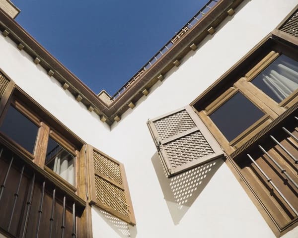 8 bedroom Guesthouse/B & B for sale in Albaicin, Granada city with pool - € 1,300,000 (Ref: 7480751)