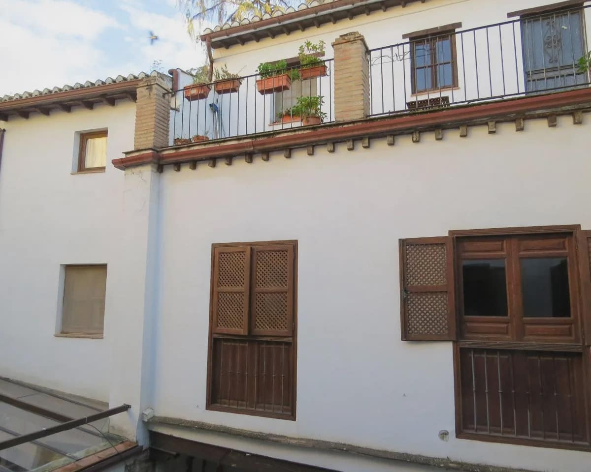 8 soveværelse Byhus til salg i Granada by med swimmingpool - € 1.300.000 (Ref: 7480751)