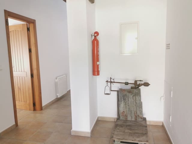 9 sypialnia Finka/Dom wiejski na sprzedaż w Colmenar z basenem garażem - 850 000 € (Ref: 7585685)