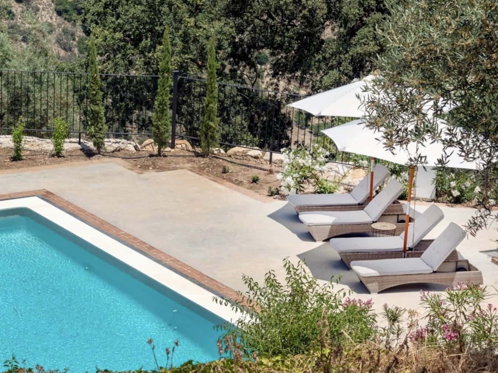 5 soveværelse Finca/Landehus til salg i Zagra med swimmingpool - € 675.000 (Ref: 7593970)