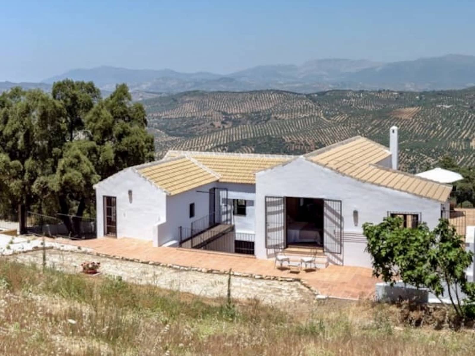 5 soveværelse Finca/Landehus til salg i Zagra med swimmingpool - € 675.000 (Ref: 7593970)