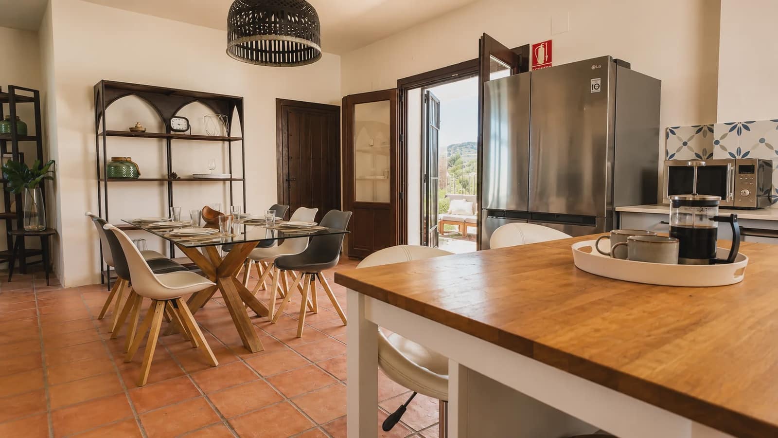 5 soveværelse Finca/Landehus til salg i Zagra med swimmingpool - € 595.000 (Ref: 7593970)
