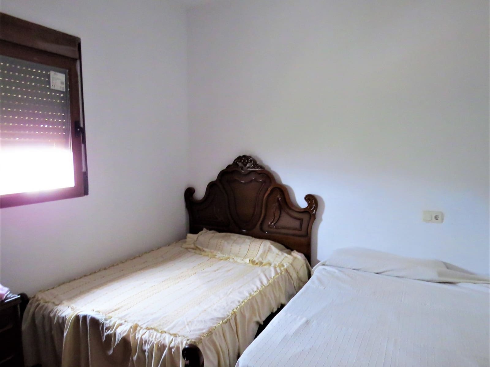 3 soveværelse Finca/Landehus til salg i Castaras - € 135.000 (Ref: 7720793)