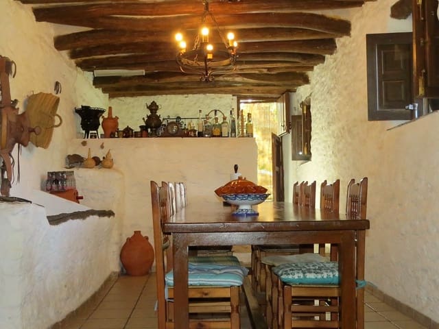 4 makuuhuone Omakotitalo myytävänä paikassa Cádiar - 190 000 € (Ref: 7723179)