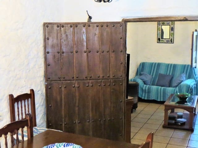 4 makuuhuone Omakotitalo myytävänä paikassa Cádiar - 190 000 € (Ref: 7723179)