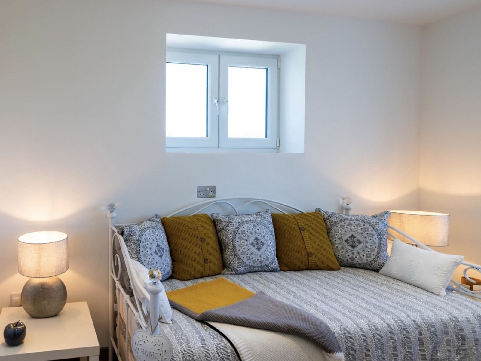 6 soveværelse Villa til salg i Iznajar med swimmingpool garage - € 825.000 (Ref: 7786634)