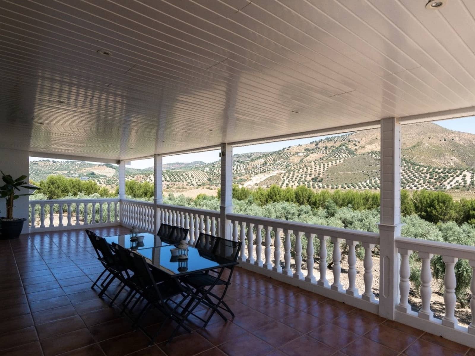 6 soveværelse Villa til salg i Iznajar med swimmingpool garage - € 825.000 (Ref: 7786634)