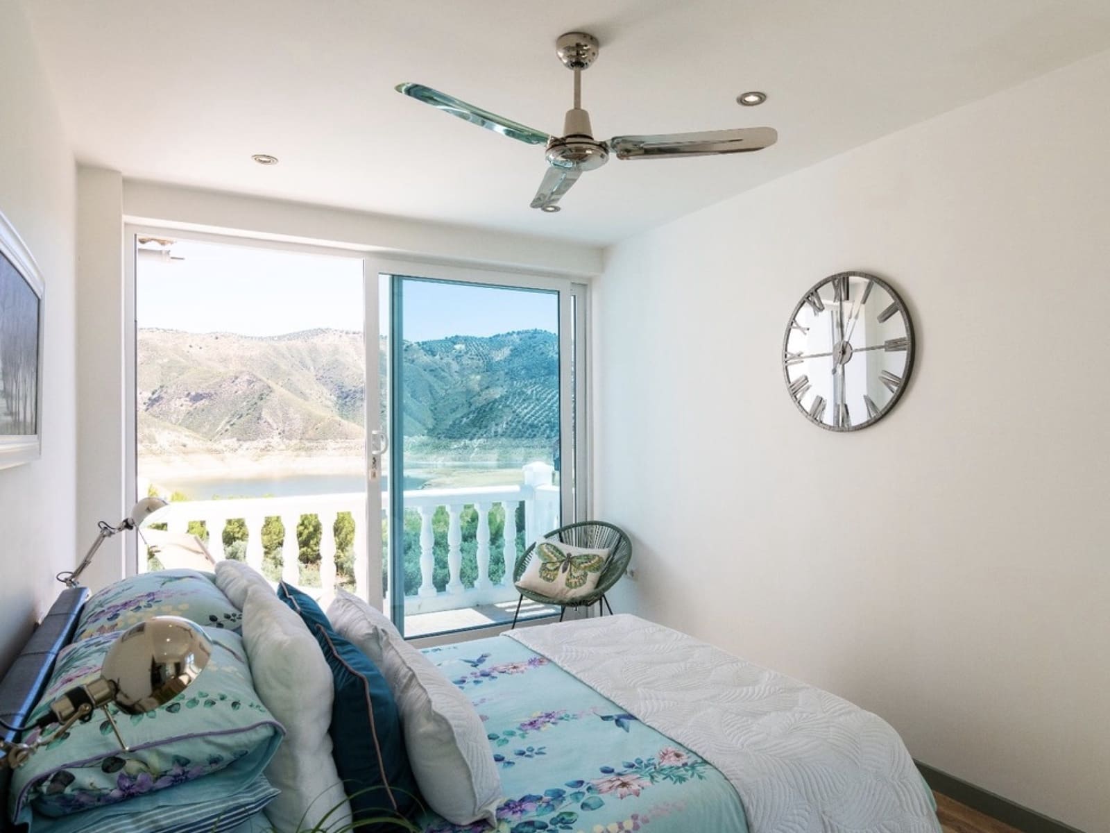 6 soveværelse Villa til salg i Iznajar med swimmingpool garage - € 825.000 (Ref: 7786634)