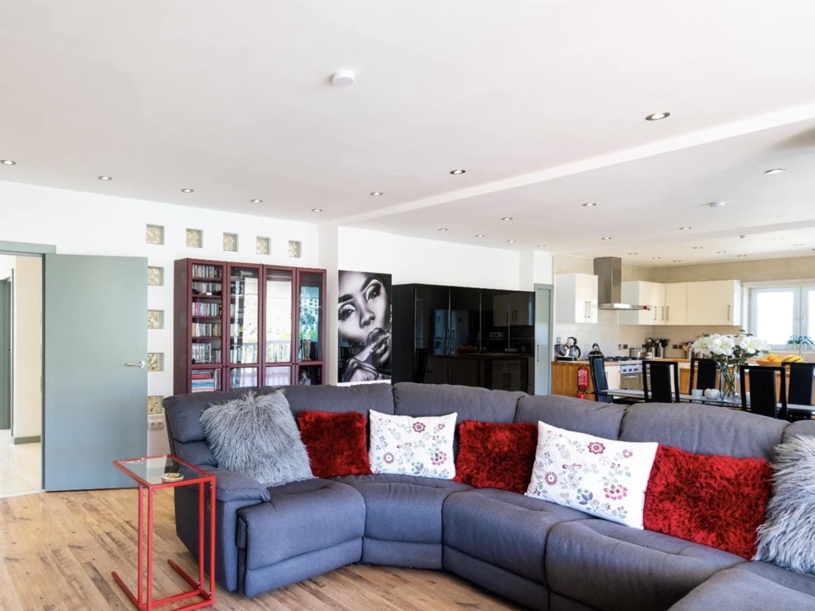 6 soveværelse Villa til salg i Iznajar med swimmingpool garage - € 825.000 (Ref: 7786634)