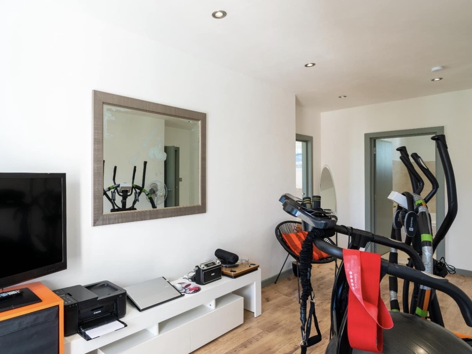 6 soveværelse Villa til salg i Iznajar med swimmingpool garage - € 825.000 (Ref: 7786634)