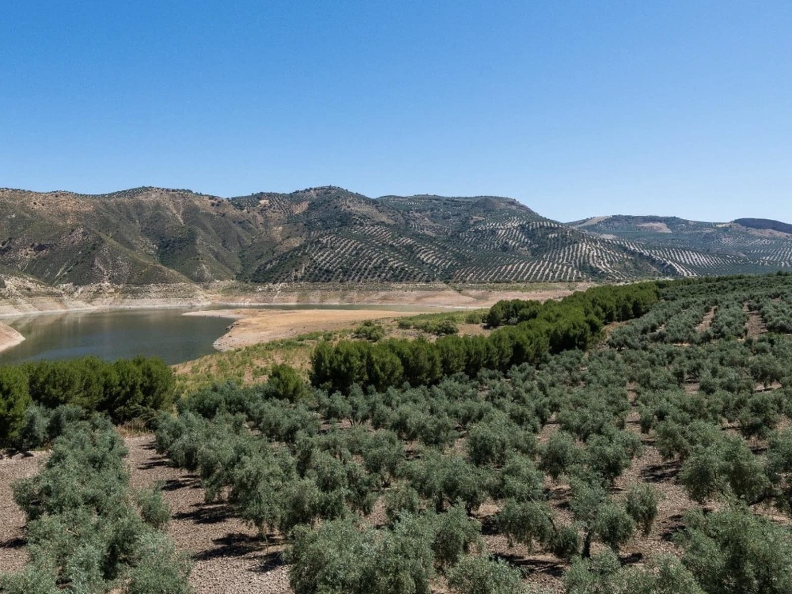 6 soveværelse Villa til salg i Iznajar med swimmingpool garage - € 825.000 (Ref: 7786634)