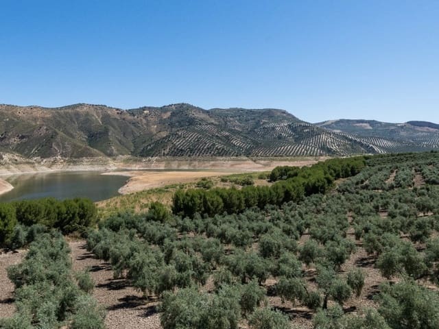 6 soveværelse Villa til salg i Iznájar med swimmingpool garage - € 825.000 (Ref: 7786634)