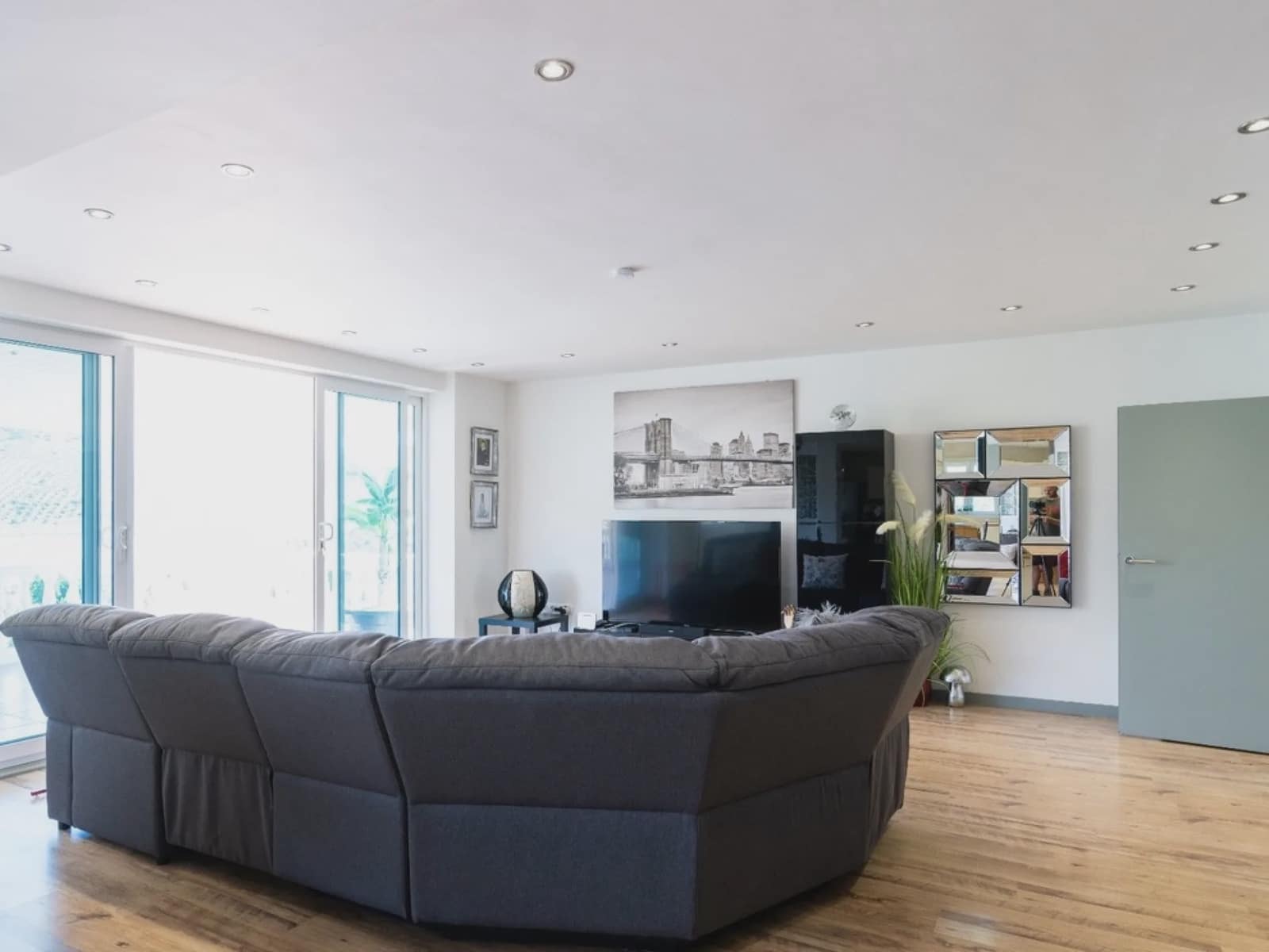 6 soveværelse Finca/Landehus til salg i Iznajar med swimmingpool garage - € 825.000 (Ref: 7786634)