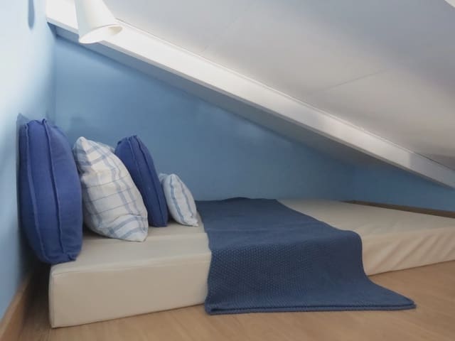6 bedroom Guesthouse/B & B for sale in Albaicin, Granada city with garage - € 910,000 (Ref: 7827296)