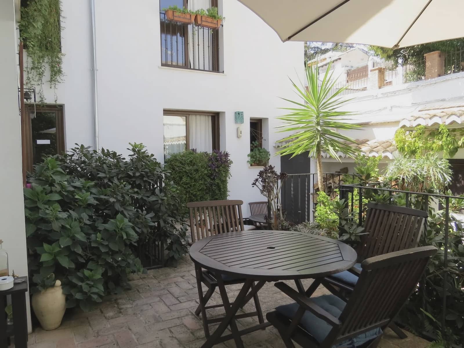 6 sypialnia Dom na sprzedaż w Miasto Grenada z garażem - 910 000 € (Ref: 7827296)