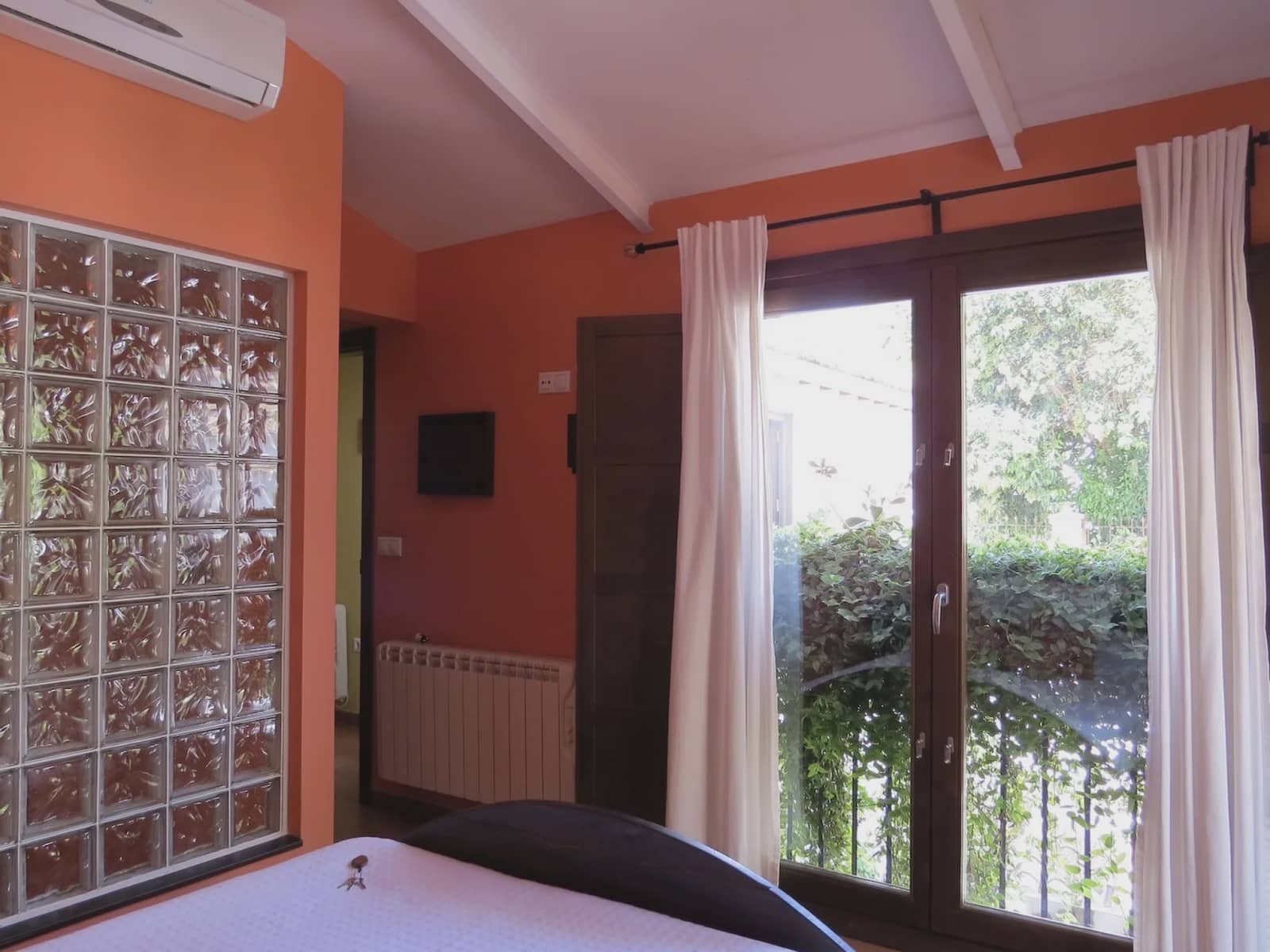 6 sypialnia Dom na sprzedaż w Miasto Grenada z garażem - 910 000 € (Ref: 7827296)