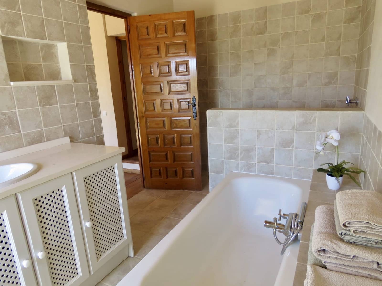 5 soveværelse Finca/Landehus til salg i Alhama de Granada - € 1.300.000 (Ref: 7835833)