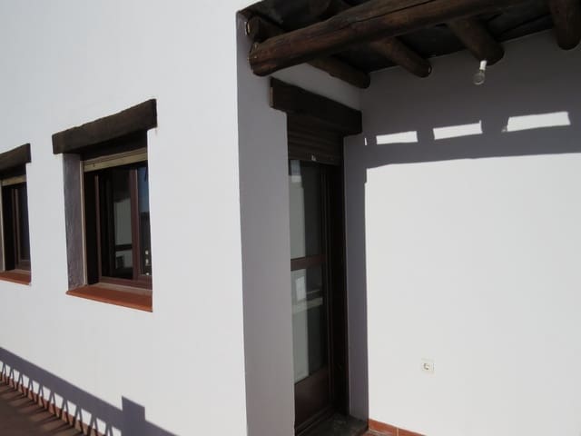 3 soveværelse Byhus til salg i Bérchules med garage - € 129.000 (Ref: 7896197)