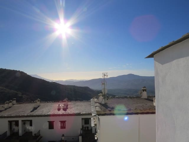 3 soveværelse Byhus til salg i Bérchules med garage - € 129.000 (Ref: 7896197)