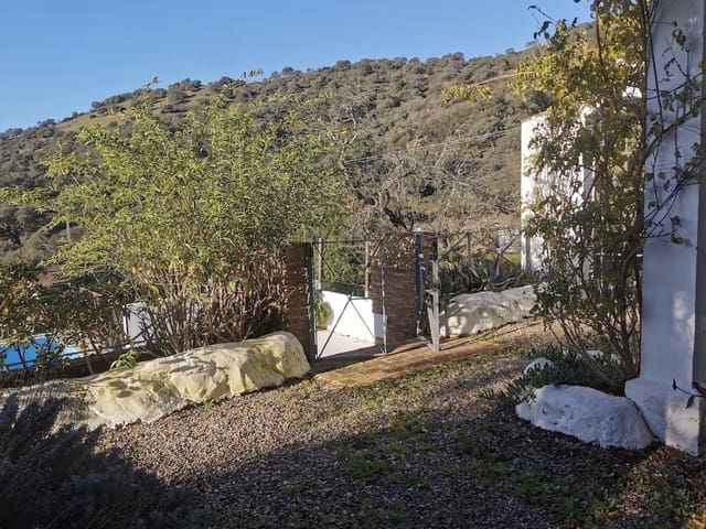 12 chambre Finca/Maison de Campagne à vendre à Zufre avec piscine - 1 300 000 € (Ref: 8032506)