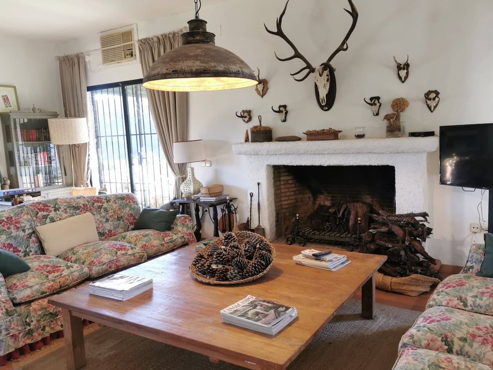 12 soveværelse Finca/Landehus til salg i Zufre med swimmingpool - € 1.300.000 (Ref: 8032506)