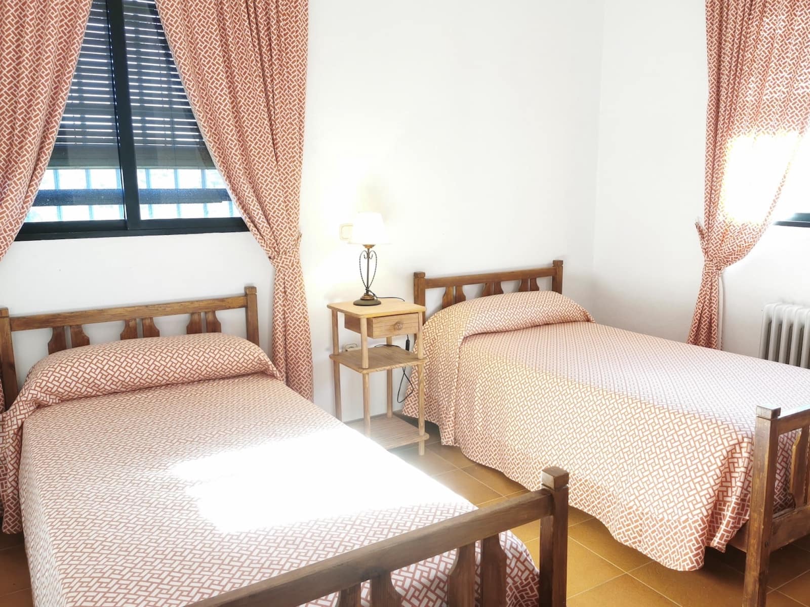 12 soveværelse Finca/Landehus til salg i Zufre med swimmingpool - € 1.300.000 (Ref: 8032506)