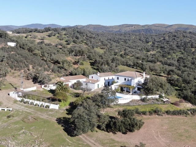 12 camera da letto Finca/Casa di Campagna in vendita in Zufre con piscina - 1.300.000 € (Rif: 8032506)