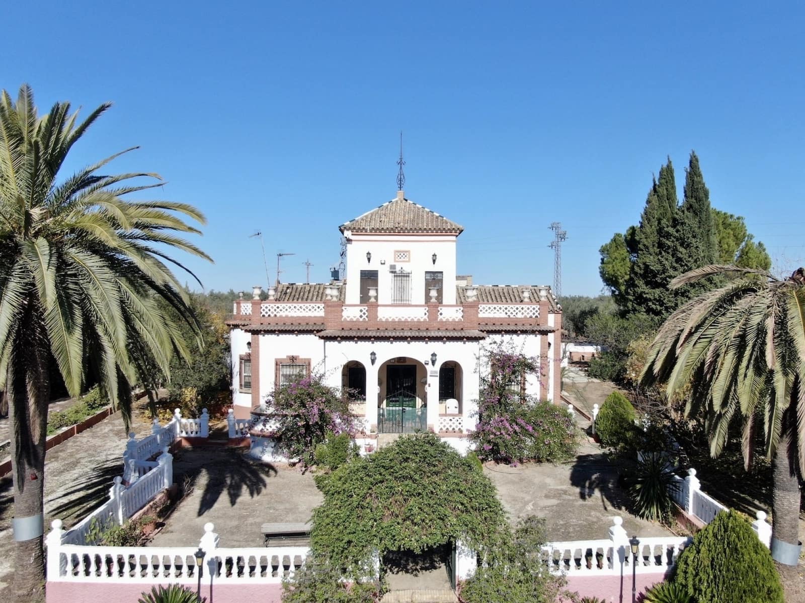 5 quarto Quinta/Casa Rural para venda em Puente Genil com piscina garagem - 400 000 € (Ref: 8074384)