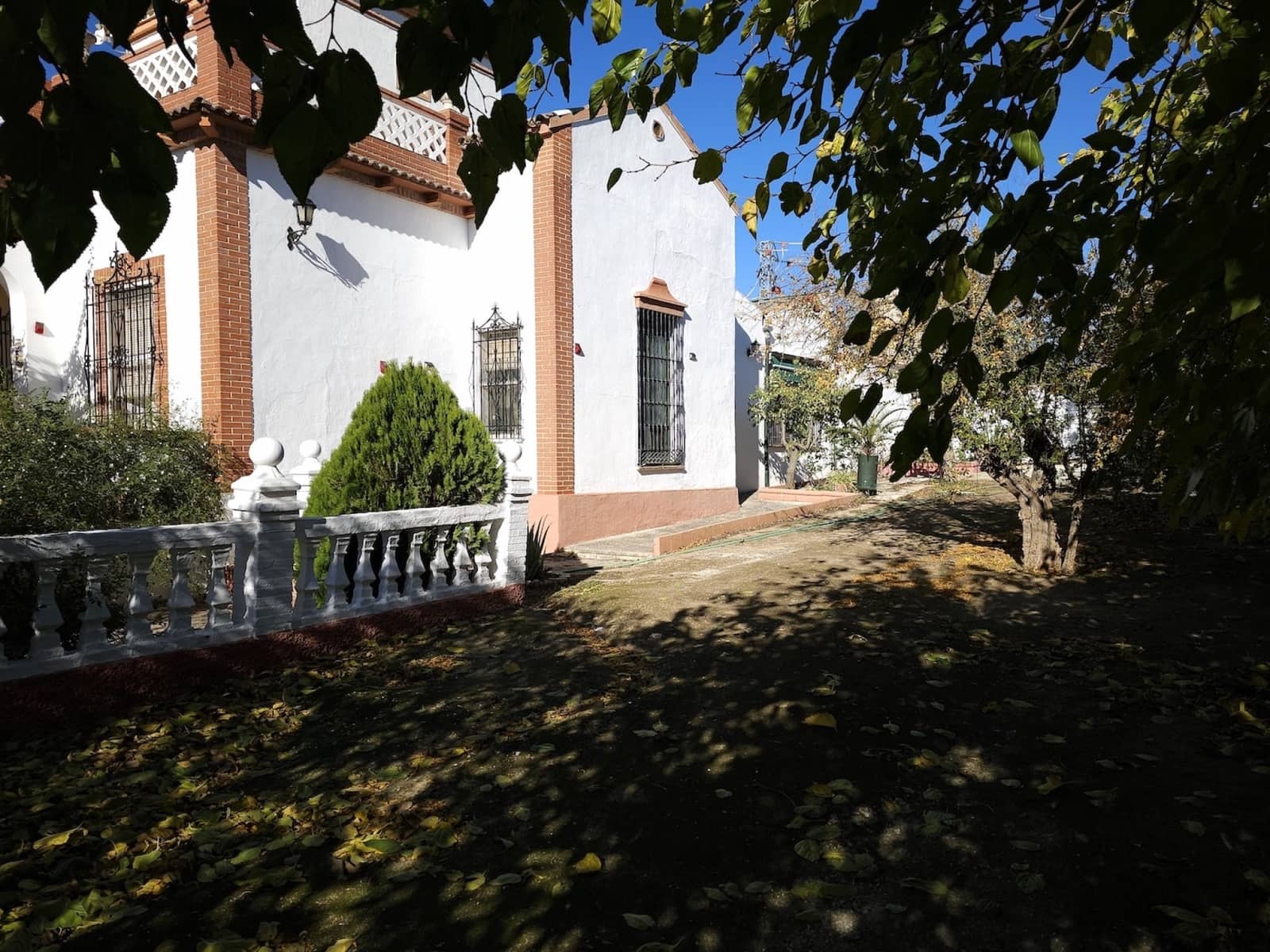 5 quarto Quinta/Casa Rural para venda em Puente Genil com piscina garagem - 400 000 € (Ref: 8074384)