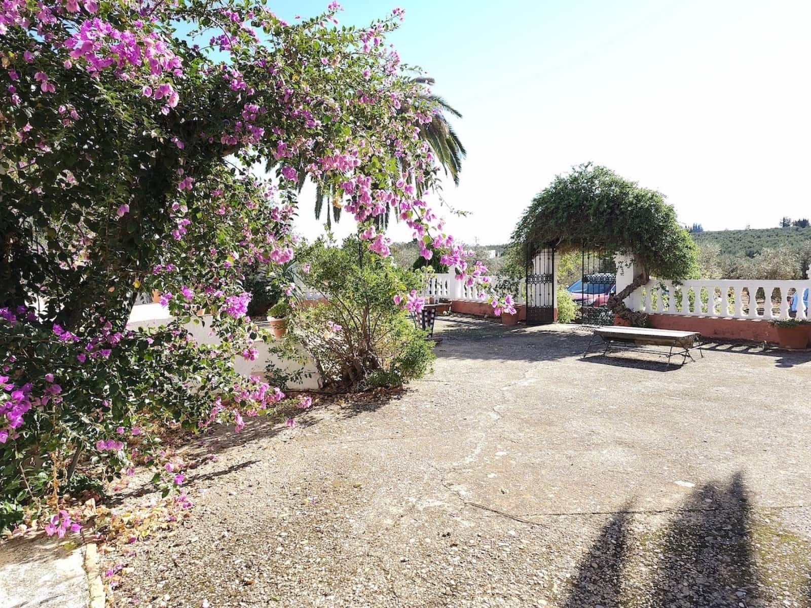 5 quarto Quinta/Casa Rural para venda em Puente Genil com piscina garagem - 400 000 € (Ref: 8074384)