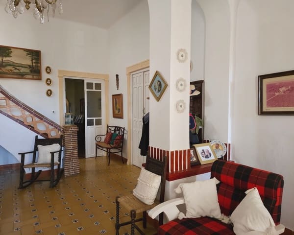 5 bedroom Finca/Country House for sale in Puente Genil with pool garage - € 400,000 (Ref: 8074384)