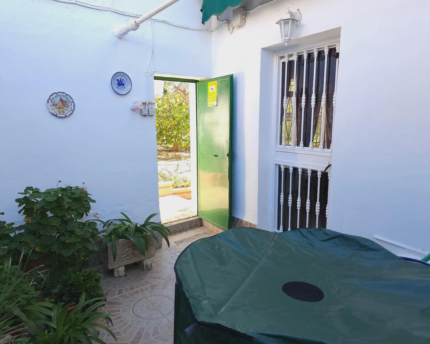 5 soveværelse Finca/Landehus til salg i Puente Genil med swimmingpool garage - € 400.000 (Ref: 8074384)