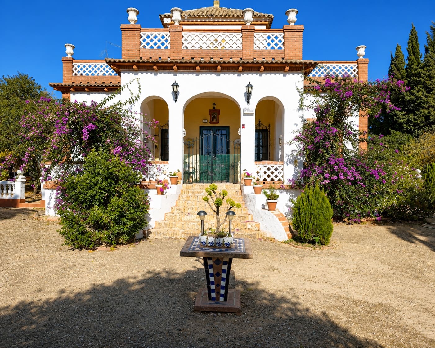 5 soveværelse Finca/Landehus til salg i Puente Genil med swimmingpool garage - € 400.000 (Ref: 8074384)
