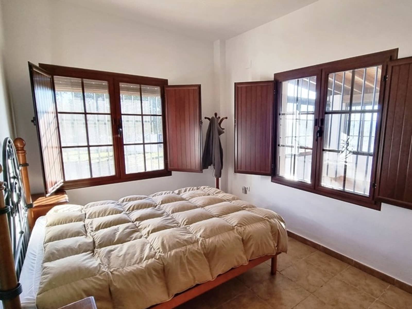 2 soveværelse Finca/Landehus til salg i Zufre med garage - € 1.250.000 (Ref: 8097259)