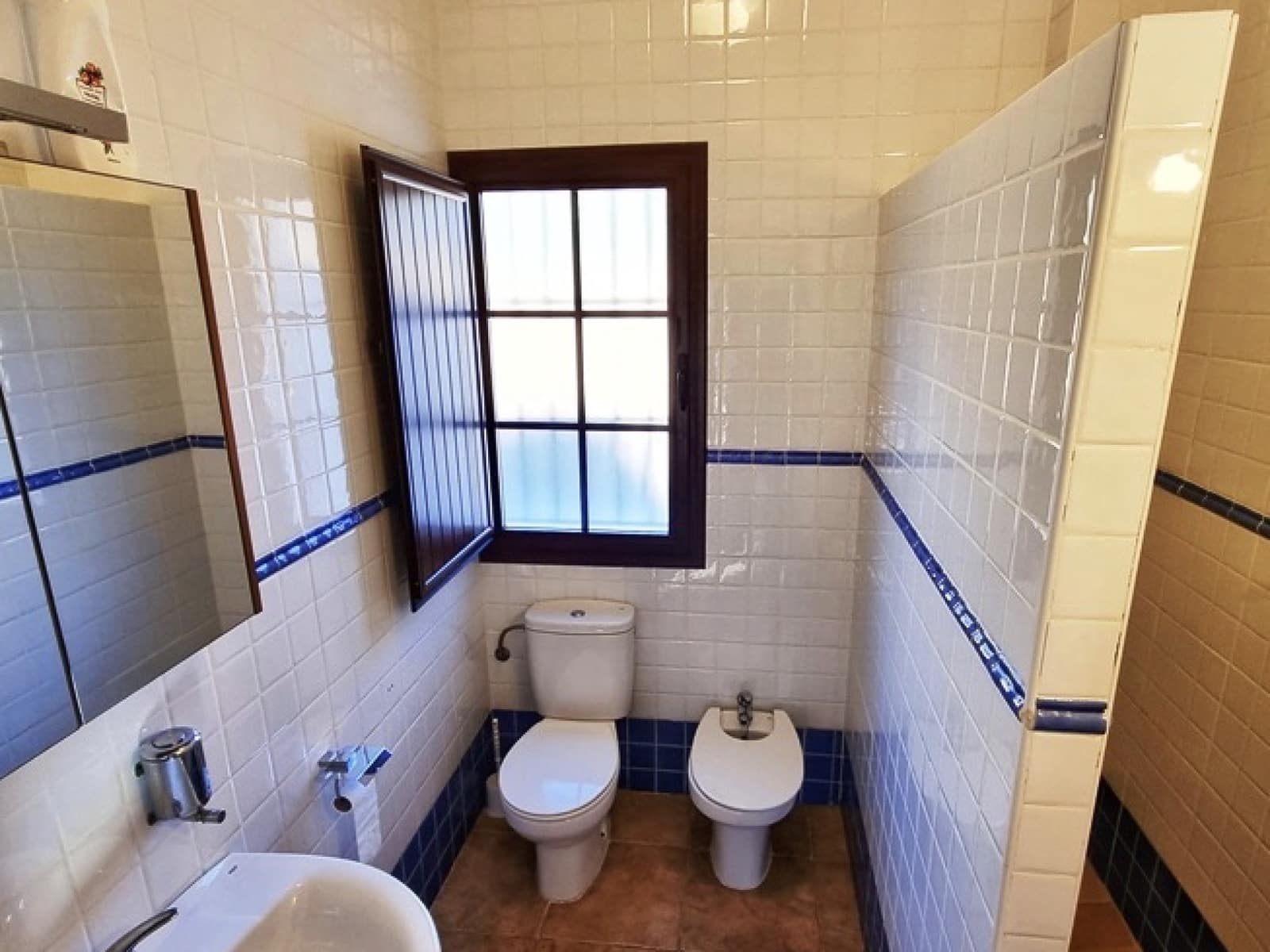 2 soveværelse Finca/Landehus til salg i Zufre med garage - € 1.250.000 (Ref: 8097259)