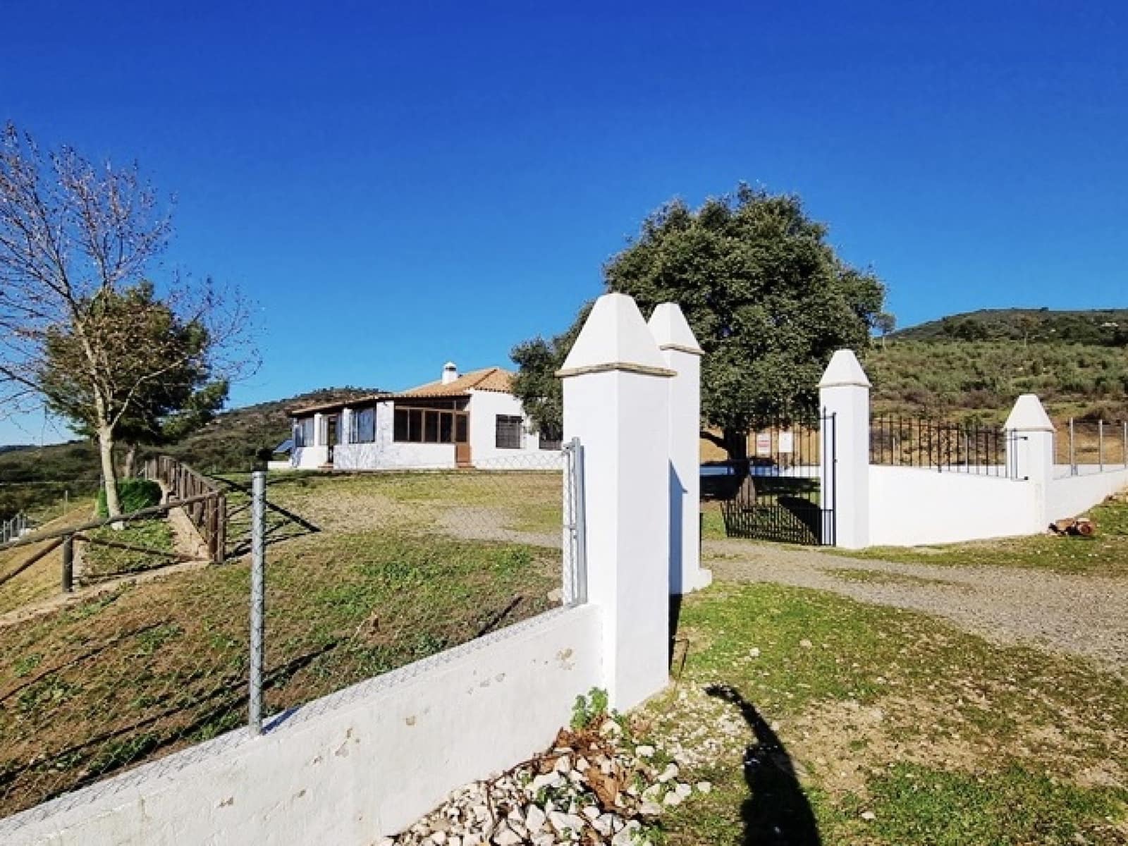 2 soveværelse Finca/Landehus til salg i Zufre med garage - € 1.250.000 (Ref: 8097259)