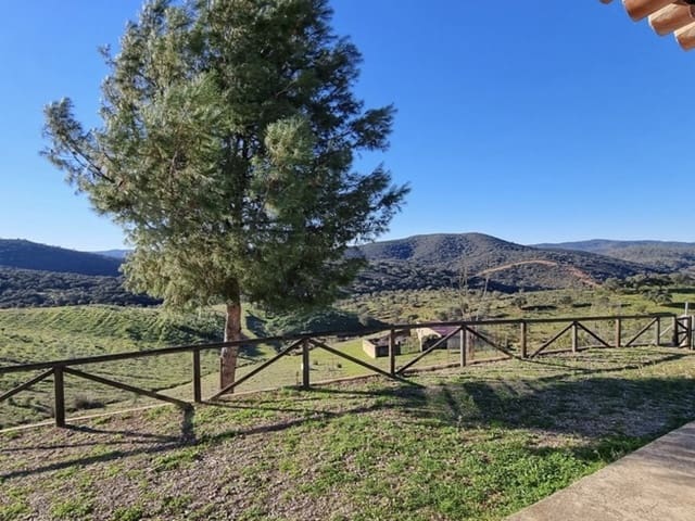 2 bedroom Finca/Country House for sale in Zufre with garage - € 1,250,000 (Ref: 8097259)