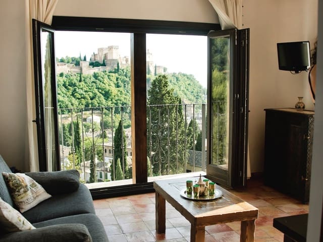 8 chambre Maison Troglodyte à vendre à Grenade ville avec piscine - 1 200 000 € (Ref: 8246548)