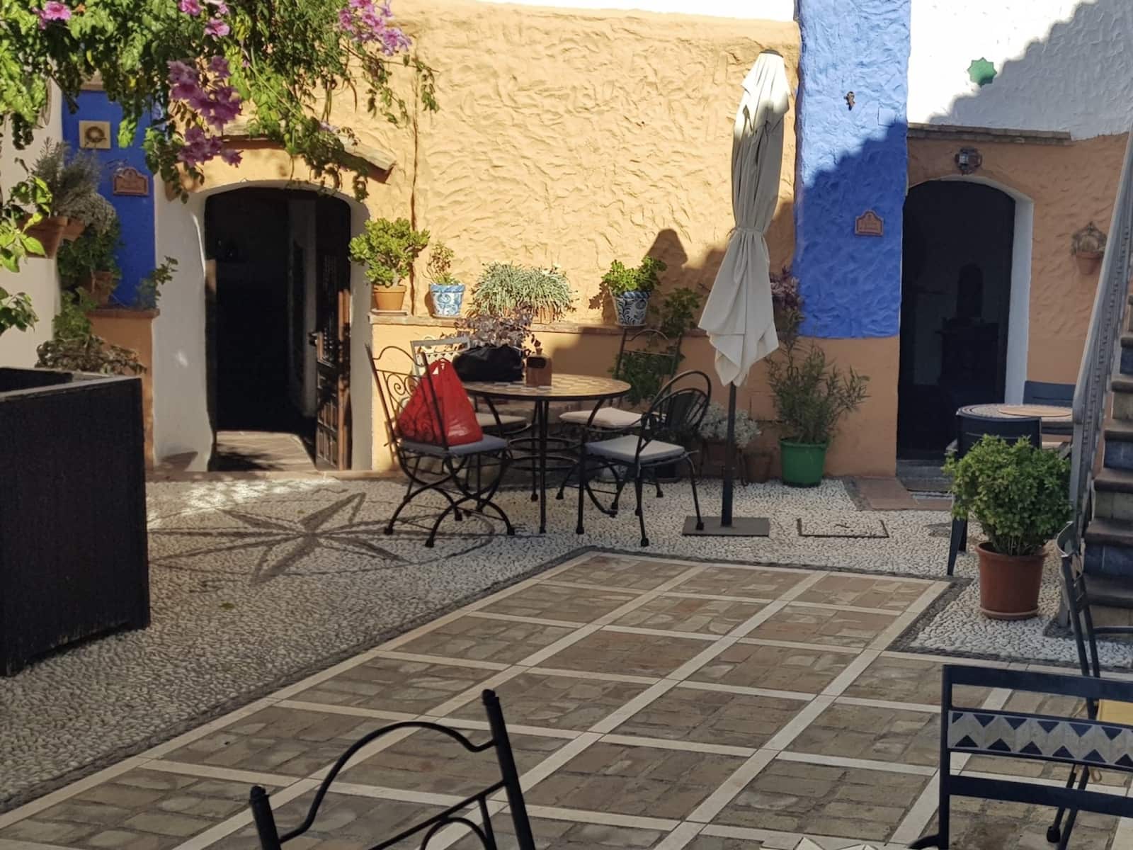 8 soverom Grottehus til salgs i Granada by med svømmebasseng - € 1 200 000 (Ref: 8246548)