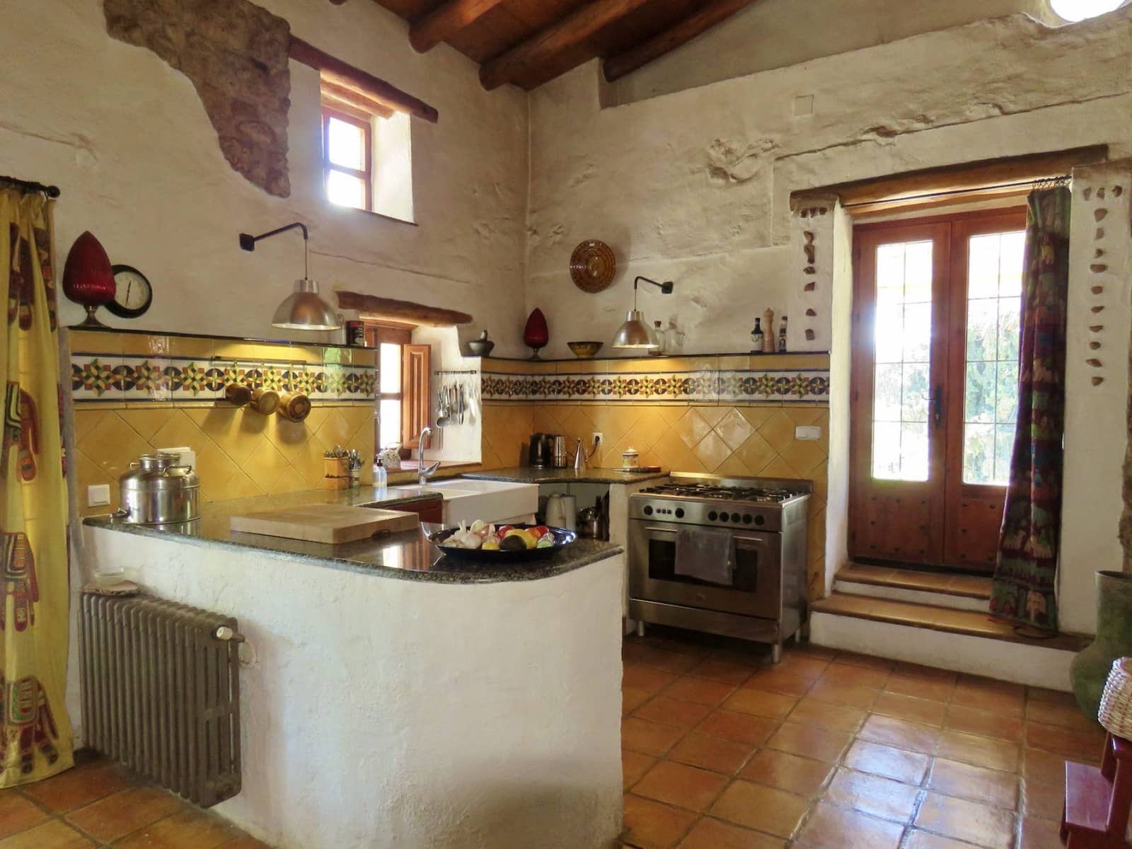 6 soveværelse Finca/Landehus til salg i Cazorla med swimmingpool - € 550.000 (Ref: 8301453)